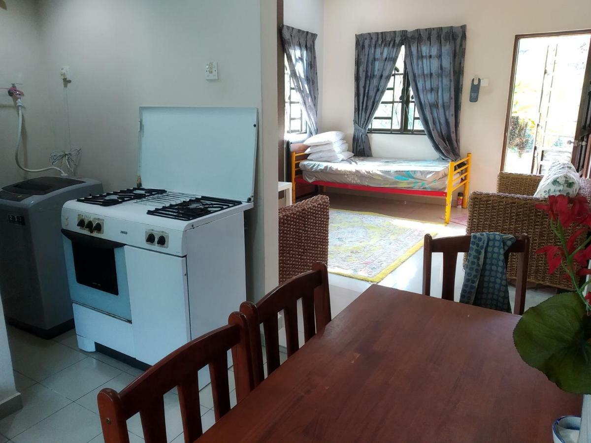 Hma Guesthouse Sepang Buitenkant foto