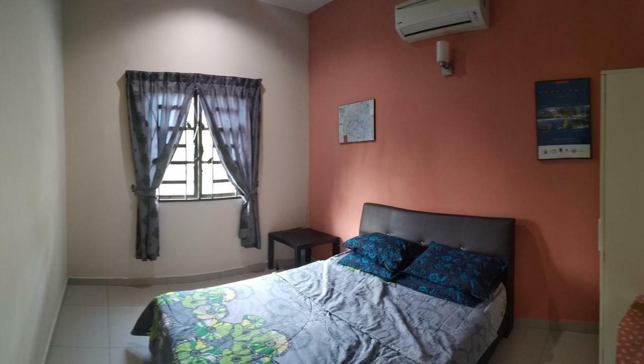 Hma Guesthouse Sepang Buitenkant foto